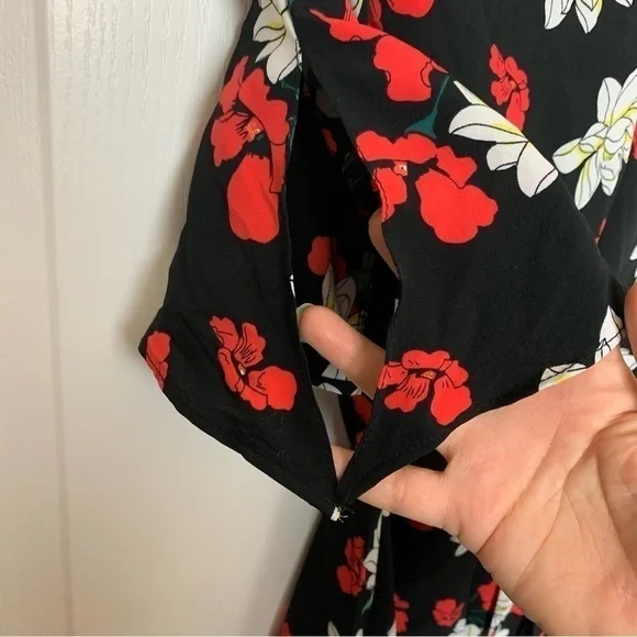 STREETWEAR SOCIETY REGULAR FIT WRAP DRESS - Picture 4 of 4